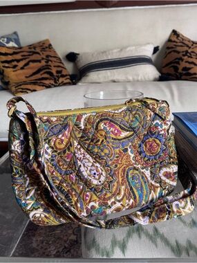 Vera Bradley Essential Crossbody in Buta Spray